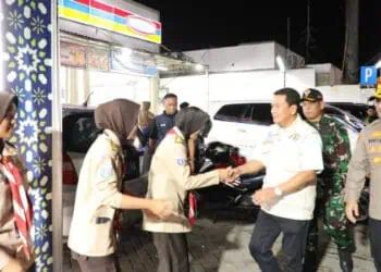 Bupati Tangerang Pantau Pos Pengamanan Malam Takbiran dan Jalur Mudik