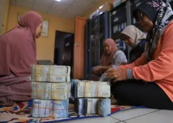 Warga Cipondoh Rela Menabung Recehan Puluhan Tahun Demi Bayar PBB-P2