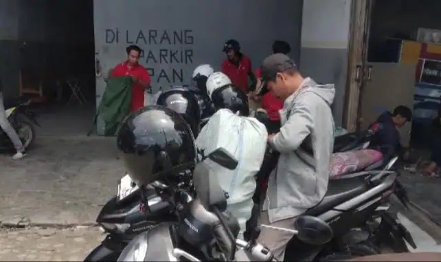 Jelang Lebaran, Perusahaan Ekspedisi di Lebak Kewalahan Kirim Paket