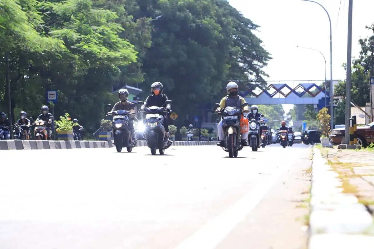 Dinas PUPR Kota Tangerang Pastikan Jalur Mudik Kota Tangerang Aman dan Nyaman Dilalui Dinas PUPR Kota Tangerang Pastikan Jalur Mudik Kota Tangerang Aman dan Nyaman Dilalui