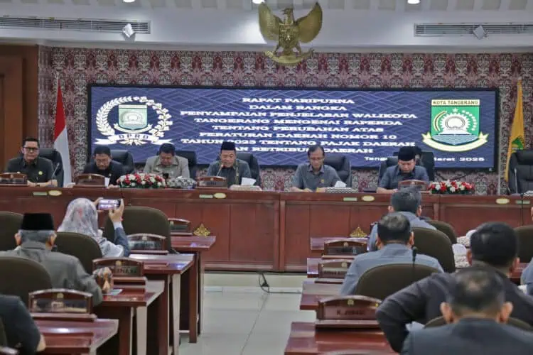 Fraksi DPRD Minta Raperda Perubahan Pajak dan Retribusi Daerah Harus Berorientasi Kesejahteraan Rakyat