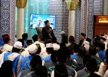 Dihadiri Ustadz Abdul Somad, Jamaah Masjid Sari Asih Karawaci Antusias
