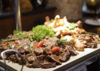 Kemeriahan Royal Iftar Hotel Santika Premiere Bintaro