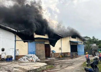 Tiga Gudang Terbakar di Cikupa,  Penyebabnya Masih Diselidiki