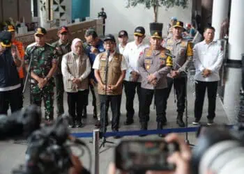 Cek Arus Mudik, Menko PMK Kunjungi Pelabuhan Merak