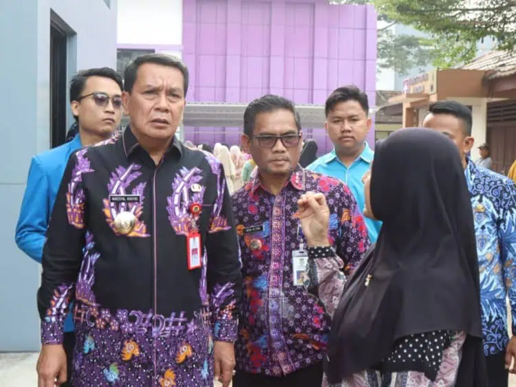 Bupati Launching Pelayanan Terpadu Drive Thru Kecamatan Panongan