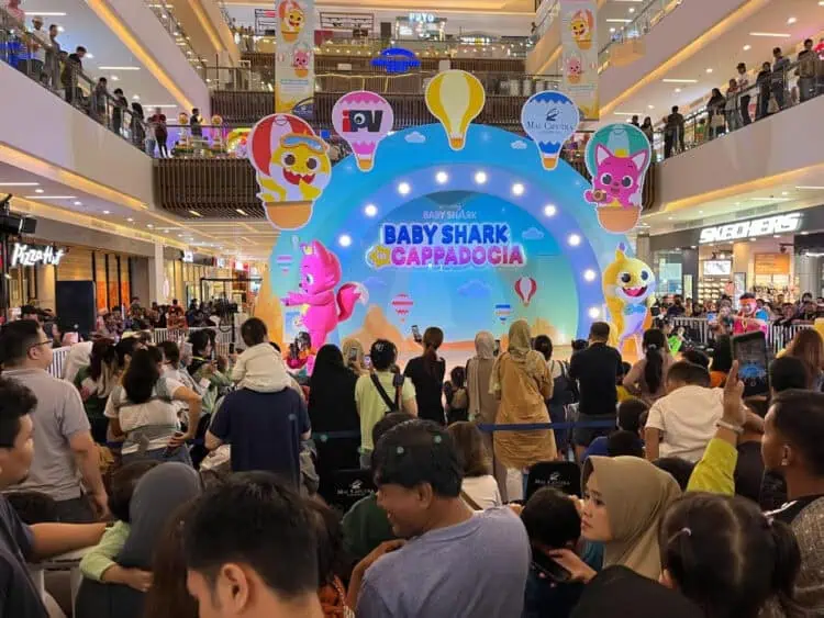 Seru, 'Baby Shark' dengan Suasana ala Cappadocia Hadir di Mal Ciputra Tangerang