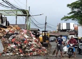 DLH Tangsel Akui Pengangkutan Sampah Tidak Maksimal