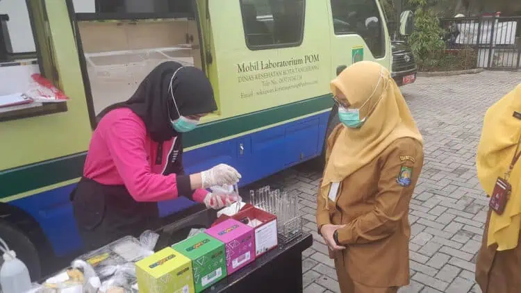 Antisipasi Bahan Berbahaya, Dinkes Kota Tangerang Sidak Pedagang Takjil