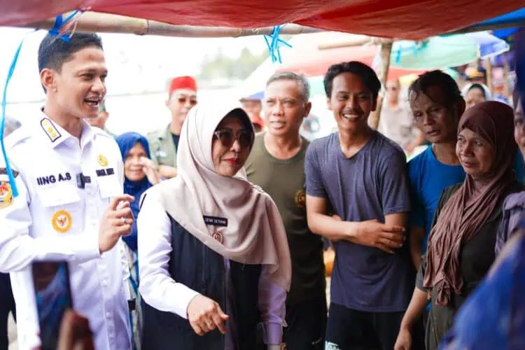 Bupati dan Wabup Pandeglang Minta Wisatawan Tetap Jaga Kebersihan dan Utamakan Keselamatan
