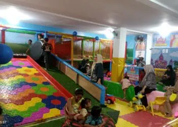 Playground Annisa Jaya Desa Cibetok Ramai Dikunjungi Warga saat Libur Idul Fitri