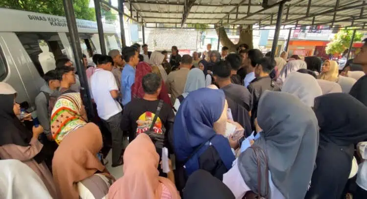 Pembuatan Adminduk di Disdukcapil Pandeglang Masih Dikeluhkan Warga