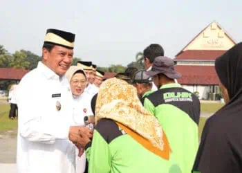 Bupati Tangerang Minta Pengangkutan Sampah 3 Kali Sehari