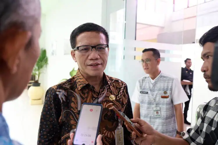 Ribuan Peserta Ikuti CAT Seleksi Pegawai RSUD Labuan dan Cilograng