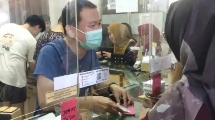 Walau Harga Tinggi, Tidak Menyurutkan Warga Lebak Membeli Emas