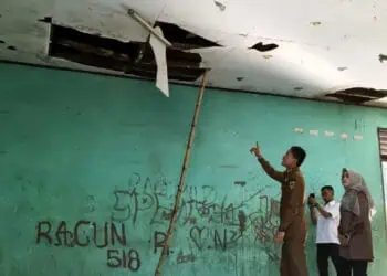 6 Ruang Kelas SMPN 1 Cipeucang Pandeglang Memperihatinkan, Wabup: Tahun Ini Kita Rehab