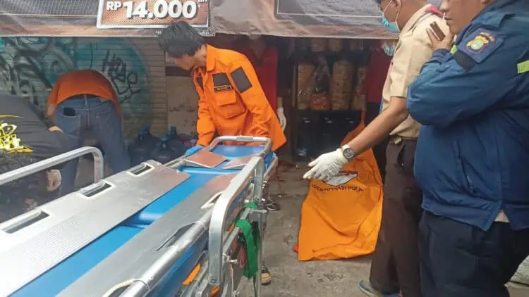Berselisih Gegara Warisan, Adik Bacok Kakak Hingga Tewas di Pamulang