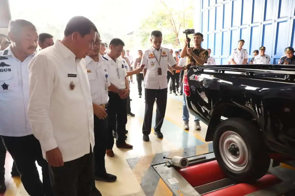 Bupati Resmikan Gedung Uji KIR Legok Tercanggih di Indonesia Bupati Resmikan Gedung Uji KIR Legok Tercanggih di Indonesia