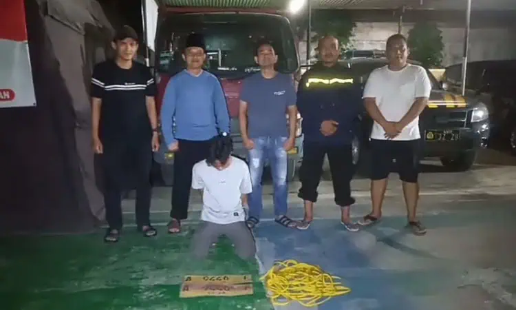 Gelapkan Mobil Truk dan Muatannya, Warga Pontang Serang Ditangkap
