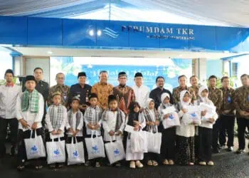 Peringati Hari Jadi ke-49, Perumdam TKR Kabupaten Tangerang Santuni 500 Anak Yatim