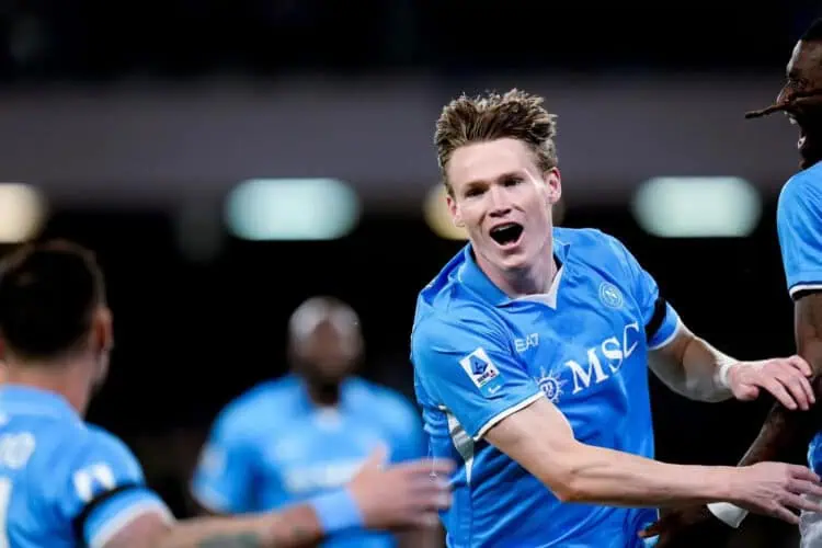 Napoli Menang, Inter Milan Merana