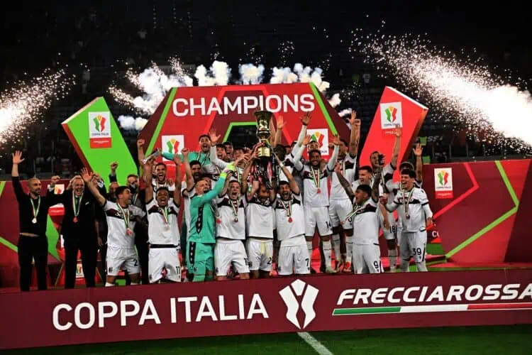 Tundukkan AC Milan, Bologna Juara Coppa Italia