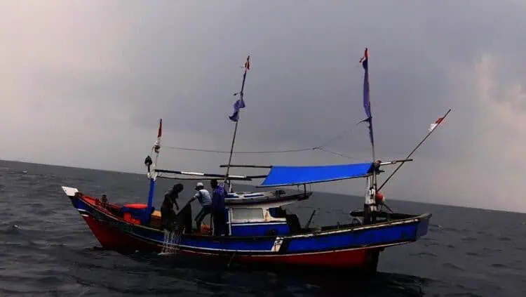 Pemberian Izin Kapal Arad dan Apollo di Perairan Pandeglang Harus Dievaluasi