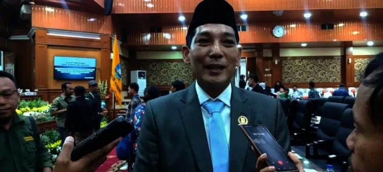 Banyak Pengaduan ke DPRD, Penanganan Calo Naker di Kabupaten Serang Tak Kunjung Tuntas