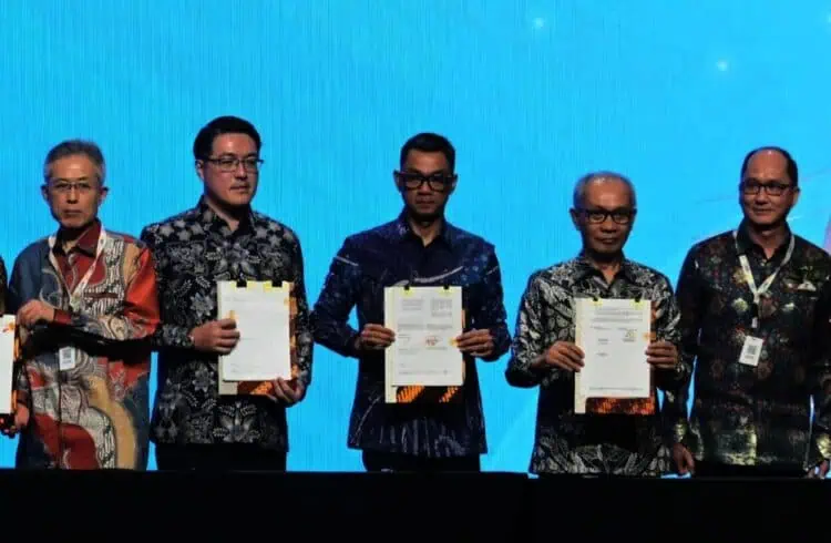 PLN Teken Kerja Sama Pemanfaatan Gas Domestik di IPA Convex 2025 BSD, Tangerang