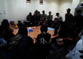 Resahkan Warga, Satpol PP Segel Kontrakan di Panongan
