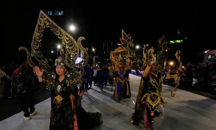 Penampilan Seni Budaya Kota Tangerang Sukses Tampil Pada Acara Penutupan Apeksi
