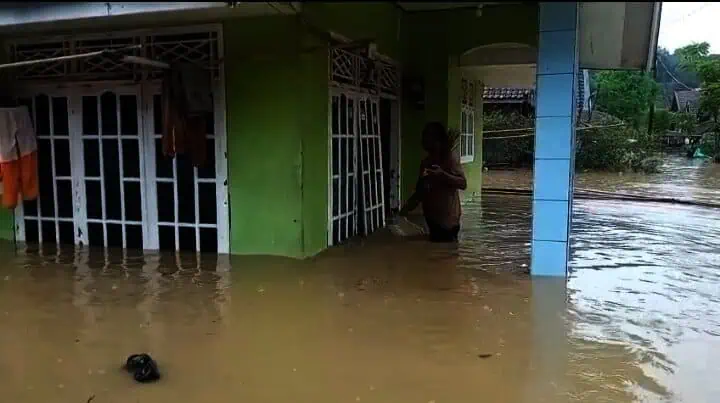 Sungai Cielor Meluap, Ratusan Rumah di Angsana Pandeglang Terendam