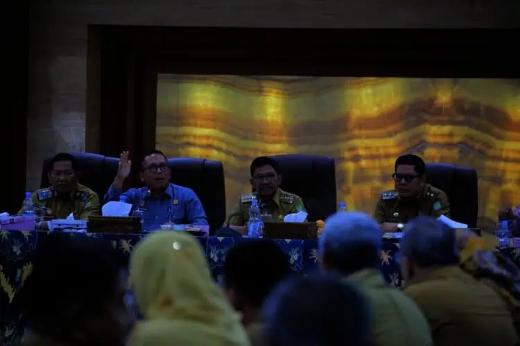 Wali kota Tangerang Minta Lurah Percepat Pembentukan Koperasi Merah Putih