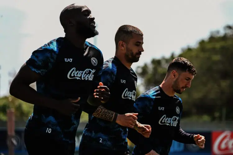 Napoli vs Cagliari, Tiga Poin Scudetto