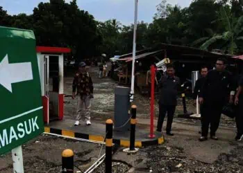 Palang Otomatis Bikin Omzet Pedagang Pasar Sampay Lebak Turun Dratis