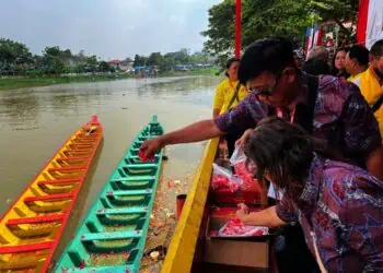 Dari Pagi Sampai Malam, Festival Peh Cun Dipadati Masyarakat