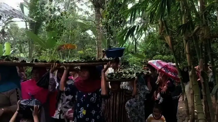 Mensyukuri Hasil Panen Melimpah Lewat Sedekah Bumi di Lebak