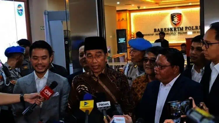 Jokowi: “Saya Sedih...”