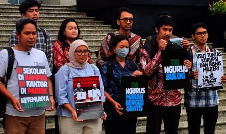 Koalisi Masyarakat Sipil Gugat UU TNI ke MK