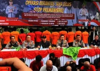 Diganggu Preman? Lapor ke Hotline 110