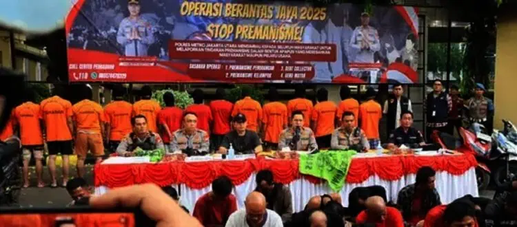 Diganggu Preman? Lapor ke Hotline 110