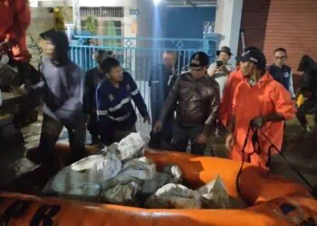 Tanggul Jebol di Cibodas Imbas Banjir, Pemkot Tangerang Tambal dengan 400 Karung Kisdam