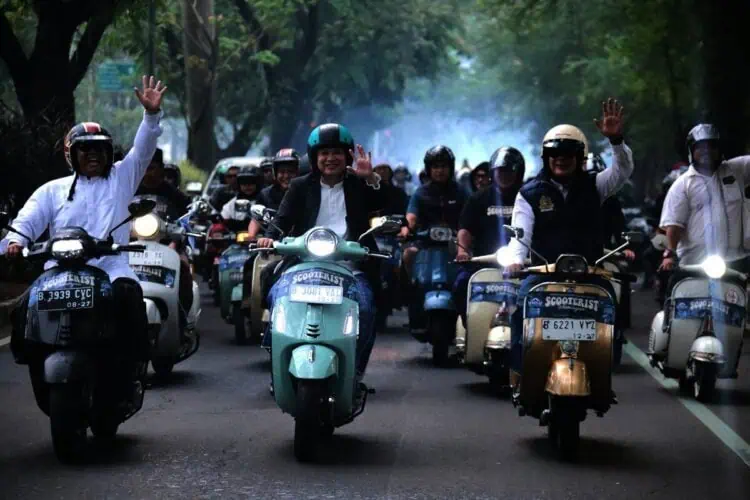 Scooteris Sarungan Meriahkan Festival Al-A’zhom Kota Tangerang 2025