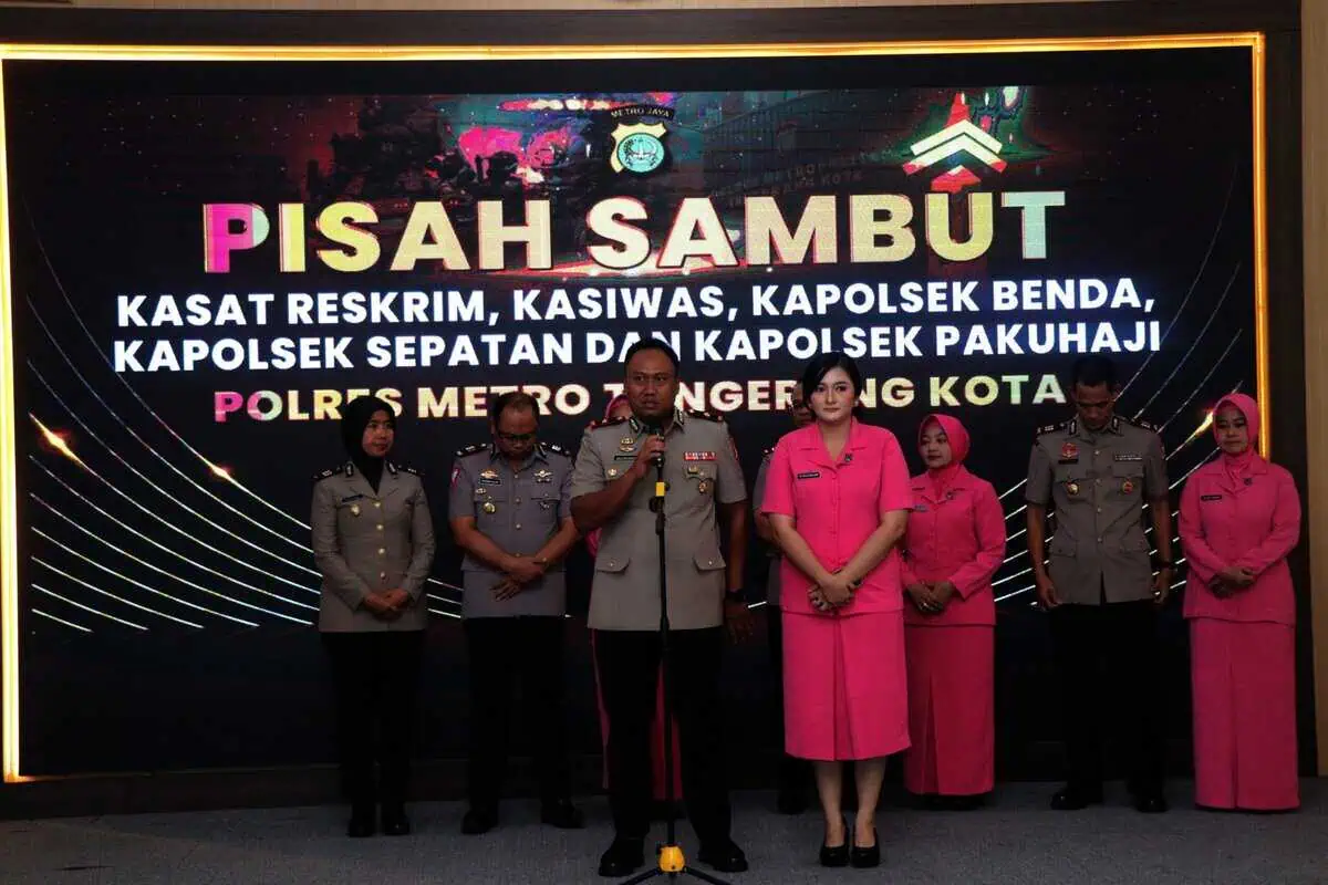 Lima Pejabat di Posisi Strategis Polres Metro Tangerang Kota Resmi Berganti Lima Pejabat di Posisi Strategis Polres Metro Tangerang Kota Resmi Berganti