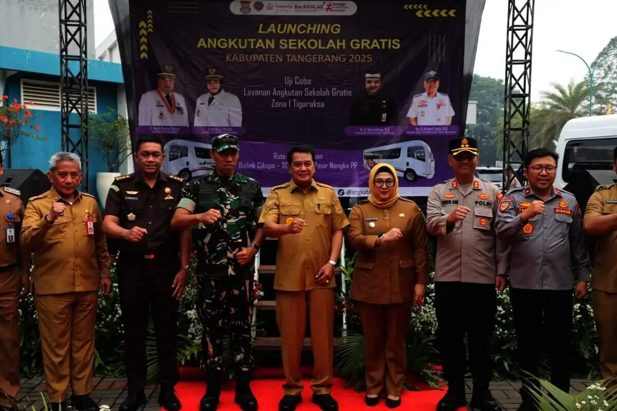 Angkutan Sekolah Gratis Bagi Pelajar di Kabupaten Tangerang Diluncurkan, Ini Rute dan Jamnya Angkutan Sekolah Gratis Bagi Pelajar di Kabupaten Tangerang Diluncurkan, Ini Rute dan Jamnya