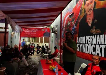 Petugas Tersangkut Kabel Semrawut, Wakil Ketua DPRD Kota Tangerang: Jangan Tunggu Korban Lagi!
