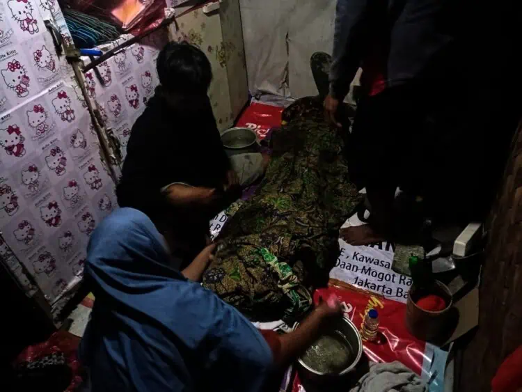 Sempat Hilang di Muara Kali Adem Sukadiri, Lena Ditemukan Tak Bernyawa