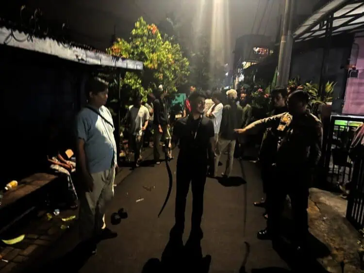 Warga Gagalkan Tawuran di Ciputat Timur, 2 Senjata Tajam Diserahkan ke Polisi