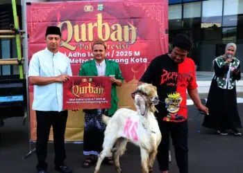 Polres Metro Tangerang Kota Salurkan 74 Ekor Hewan Kurban