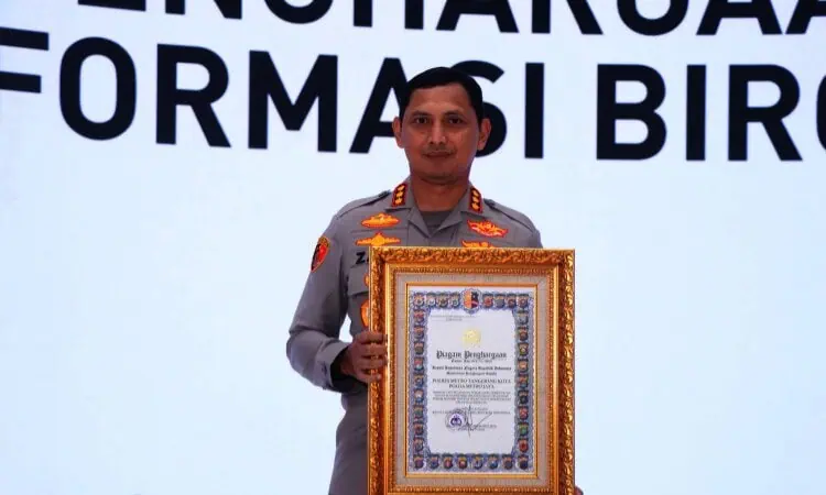 Polres Metro Tangerang Kota Raih Penghargaan Pelayanan Prima dari Kapolri